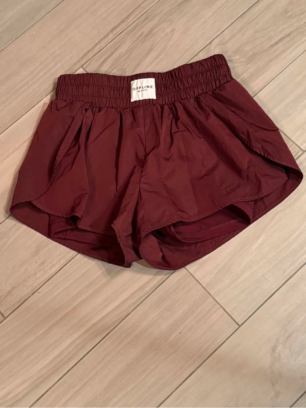 OFFLINE Burgundy Women's Athletic Shorts with Elastic Waist LIKE NEW LARGE